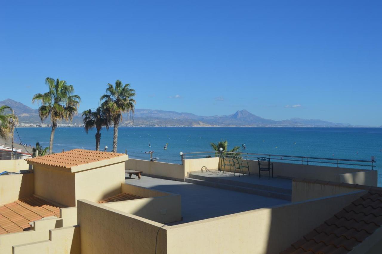 Maravilloso Apartamento Amanecer Cabo A Pie De Playa Y Mar En Chalet Roquetes Alicante Esterno foto