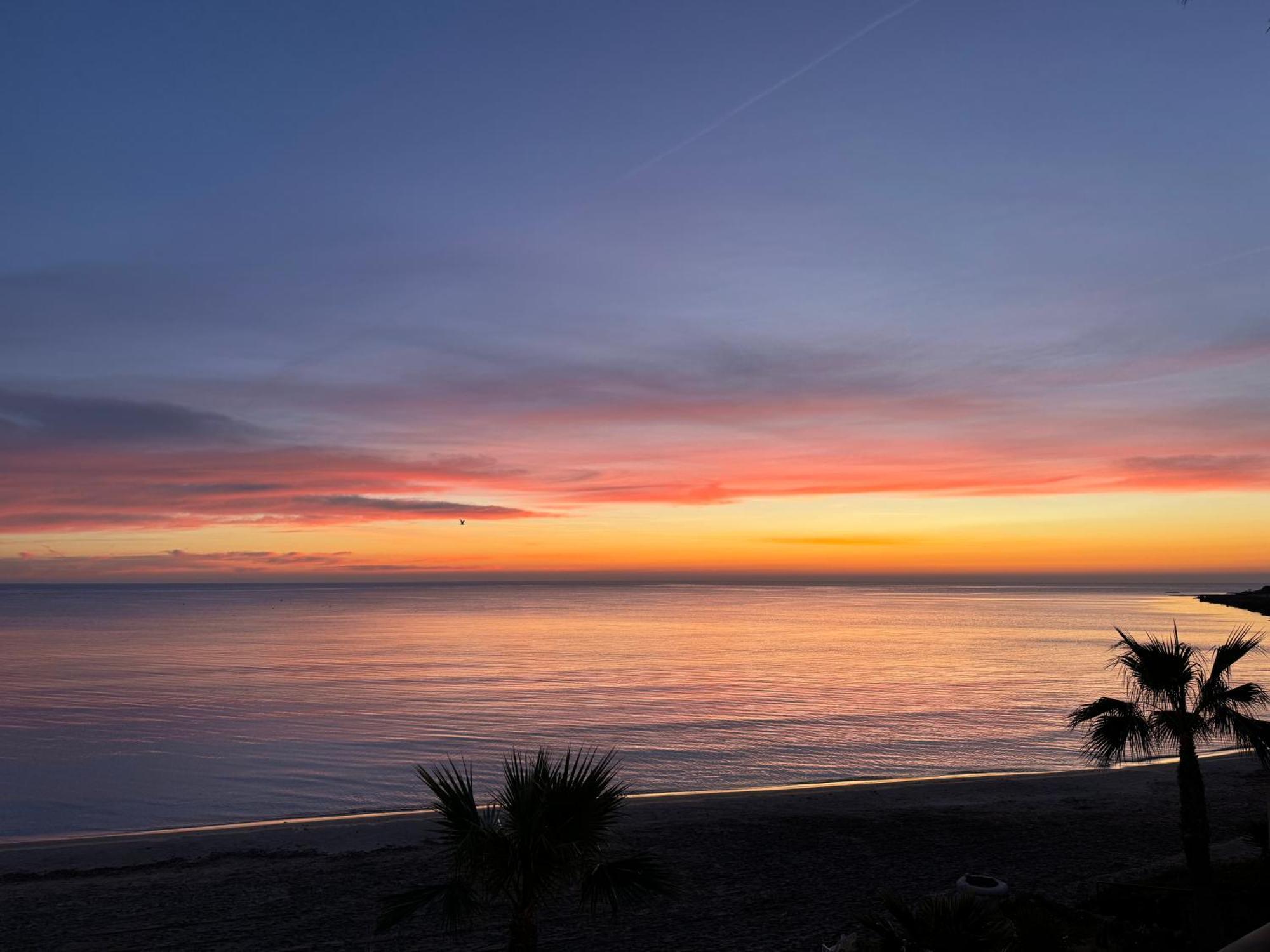 Maravilloso Apartamento Amanecer Cabo A Pie De Playa Y Mar En Chalet Roquetes Alicante Esterno foto