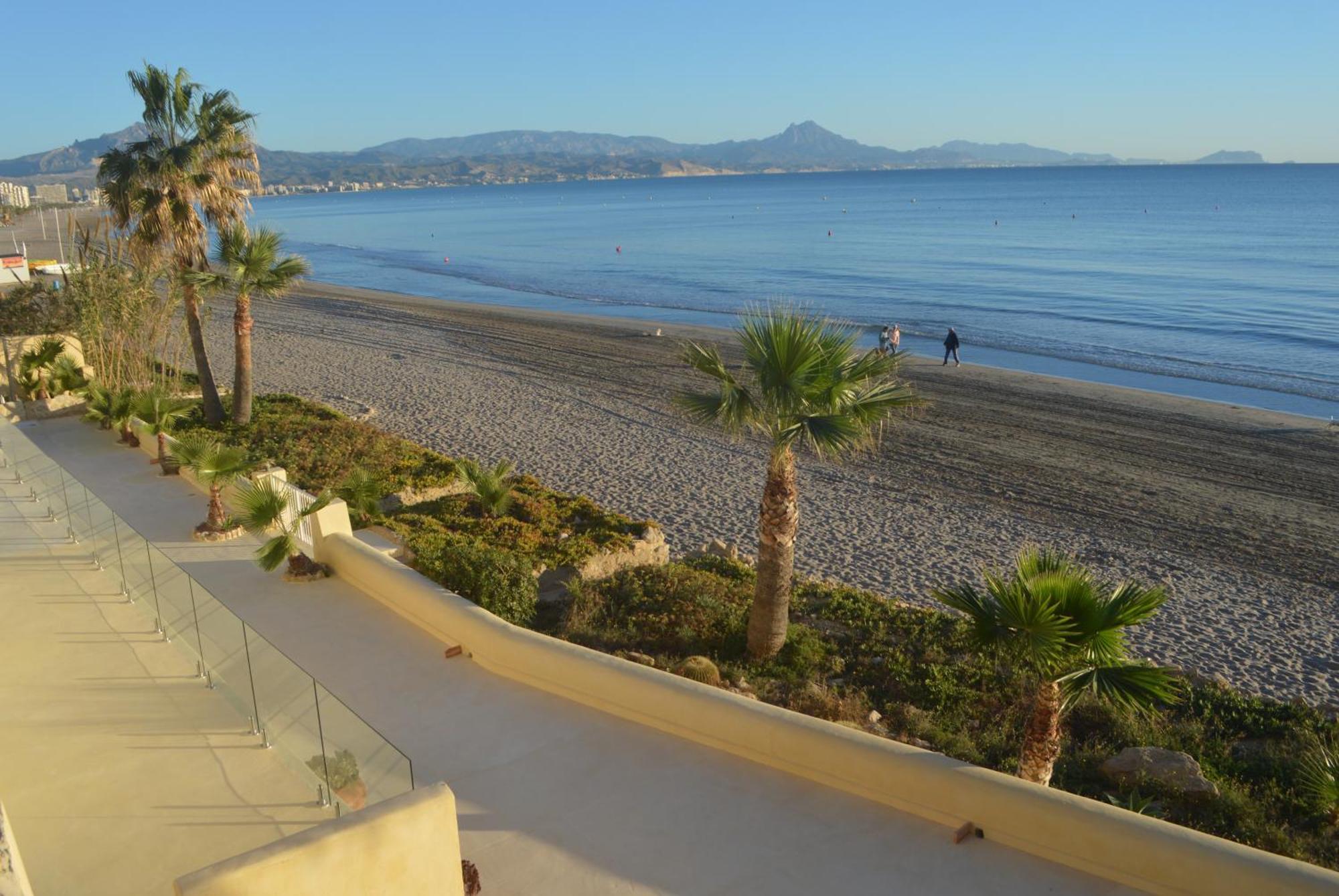 Maravilloso Apartamento Amanecer Cabo A Pie De Playa Y Mar En Chalet Roquetes Alicante Esterno foto