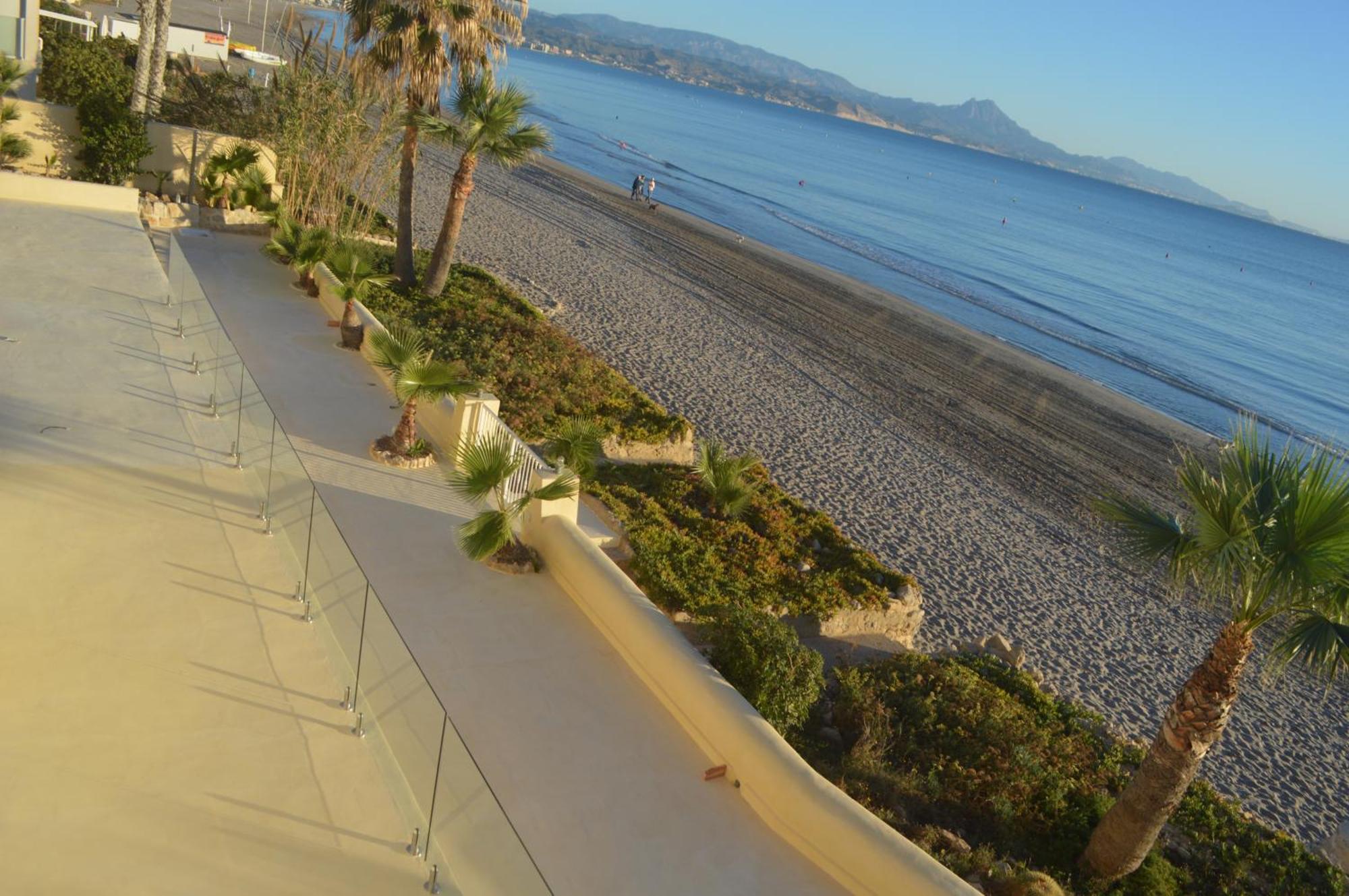 Maravilloso Apartamento Amanecer Cabo A Pie De Playa Y Mar En Chalet Roquetes Alicante Esterno foto